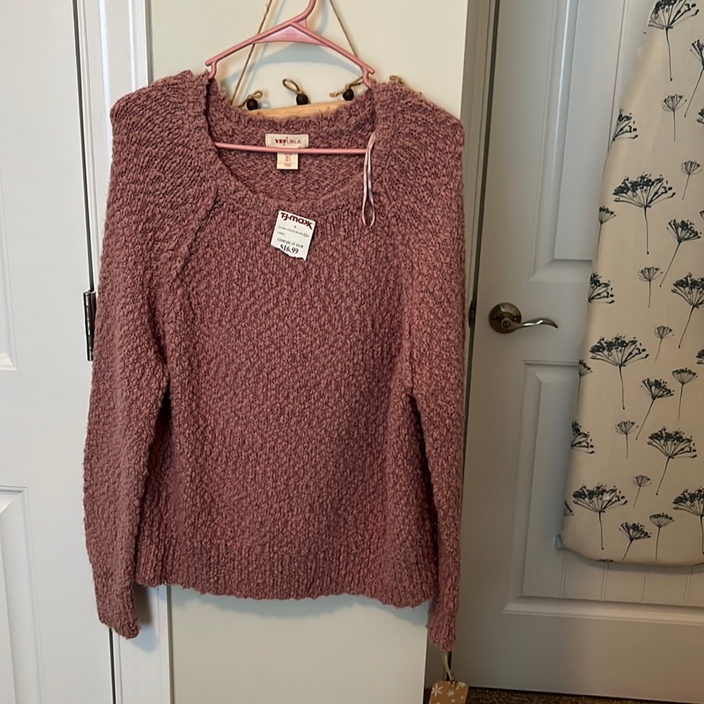 NWT pink sweater size L